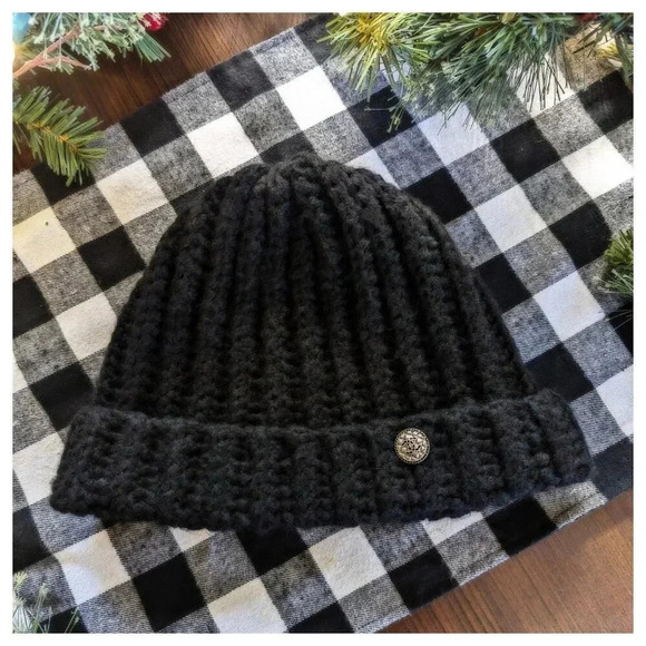 Hawthorne Haus Accessories - HANDMADE Crochet Black Cuff Brim Beanie w/ Authentic Chanel Accent Button
